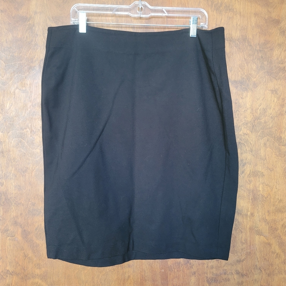 Vince Camuto black ponte pull on pencil skirt unlined wide waistband 1X